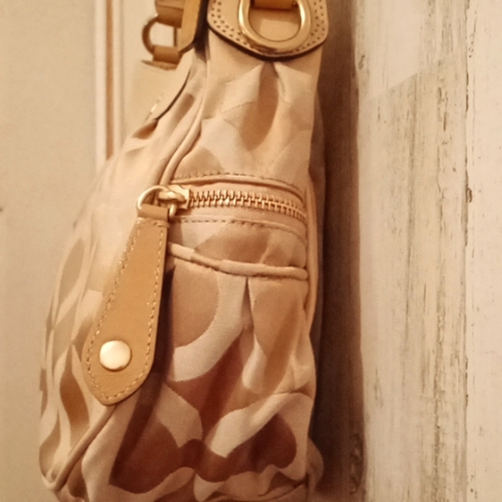 NEW Coach Op Art Shoulder Bag - Picture 8 of 11